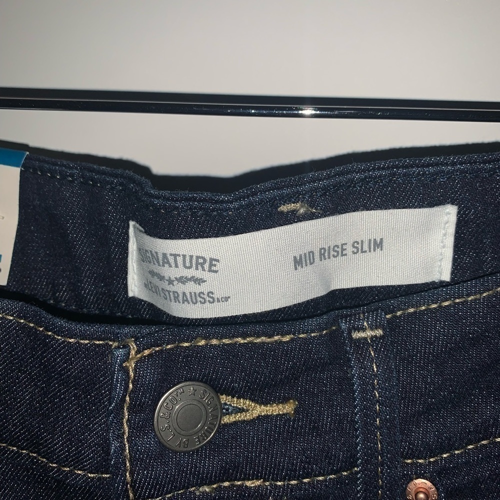 Levi’s Strauss Mid Rise Slime jeans New size 28/30 6 - Picture 6 of 10